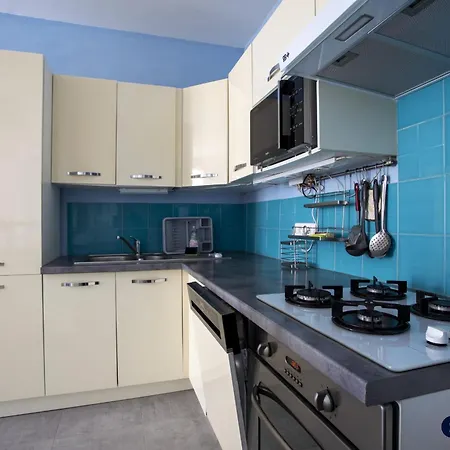 Apartament 10 Minutes Walk From Monaco Beausoleil