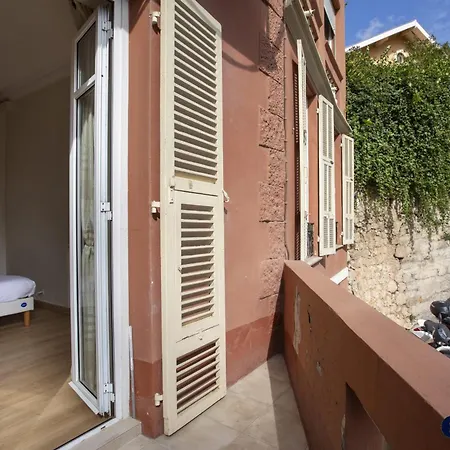 10 Minutes Walk From Monaco Apartament