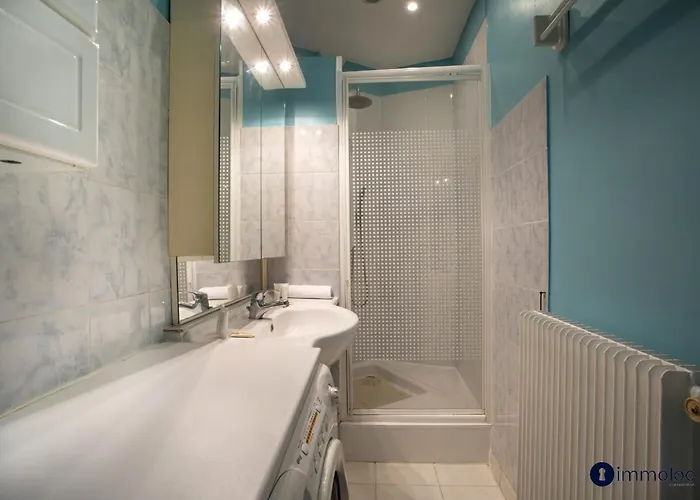10 Minutes Walk From Monaco Apartment *